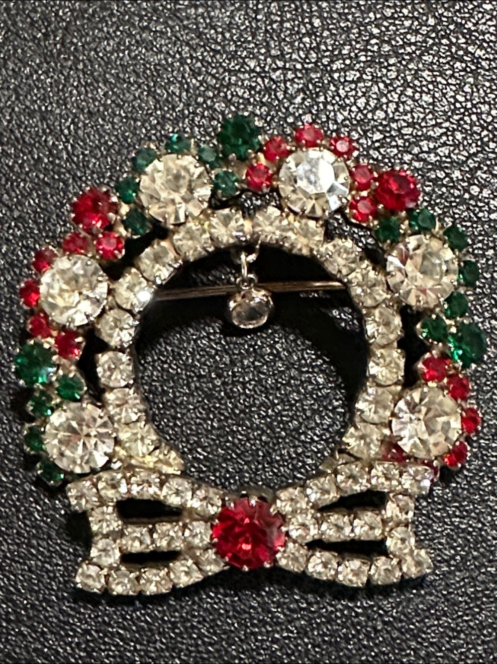 Rhinestone Christmas Wreath Brooch Pin with Bow Vintage